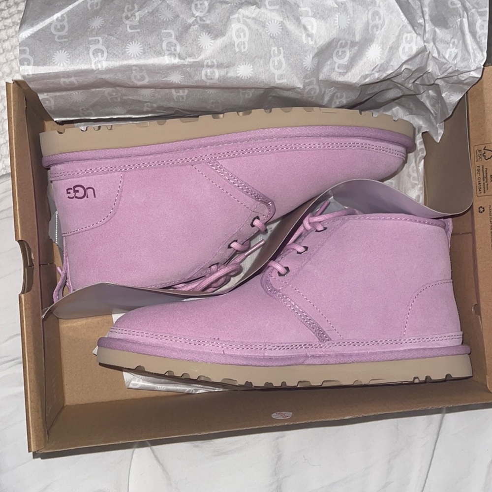 Womens ugg neumel size 8